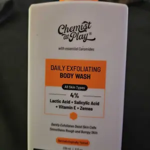 Exfoliating Body Wash with Lactic Acid - 8fl oz