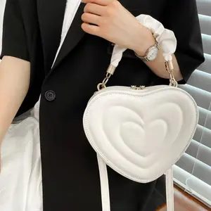 New Trendy Heart-Shaped Cute Bag, Fashionable Single Shoulder Crossbody Bag, Solid Color Teen Girl Shopping Outing Small Bag