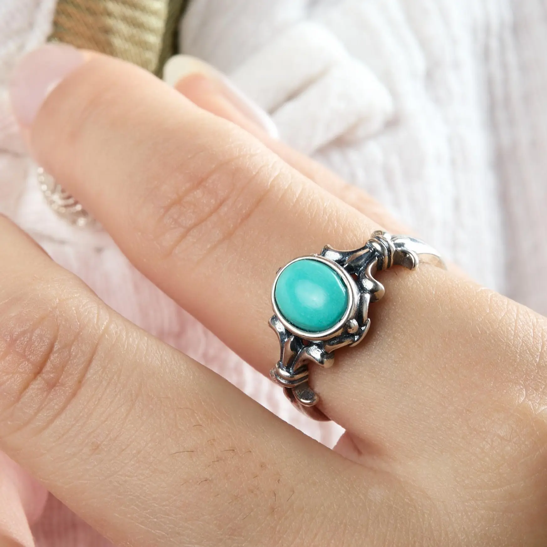 Drolma Vintage Turquoise Ring - Genuine Turquoise, Natural Gemstone, 925 Sterling Silver, Tibetan Design, Adjustable Ring, Elegant Jewelry for Men and Women