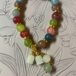 Artificial Colorful Quartz Stone with Bellflower Pendant, Solstice Gemstone Bracelet, Unique Handmade Gift for Girlfriend or Best Friend, Women's Fashion Accessory