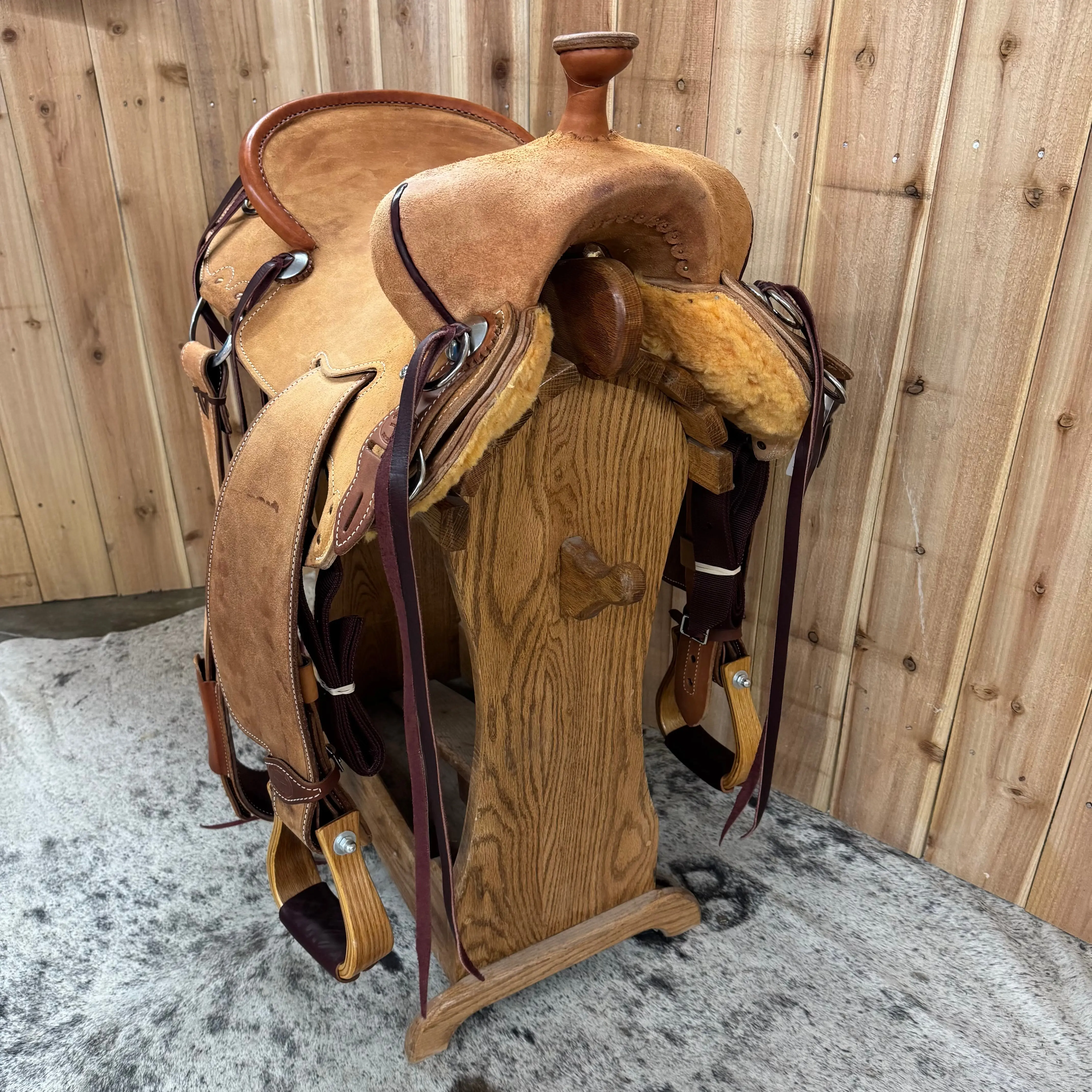 R Bar B Workhorse Tucson Ranch Saddle, 16" Seat