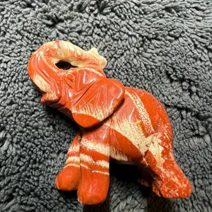 Small red jasper elephantant