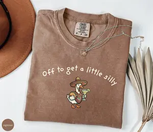 Comfort Colors Off To Get A Little Silly T-Shirt, Funny Goose Cinco de Mayo Graphic Tee, Mexican Party Shirt, Cute Animal Unisex Cotton Tee