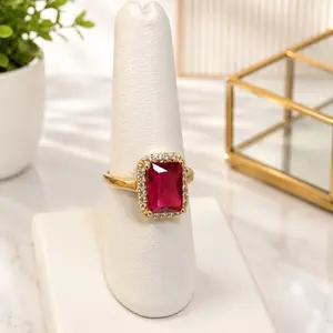 14k Laminated Red Stone Ring