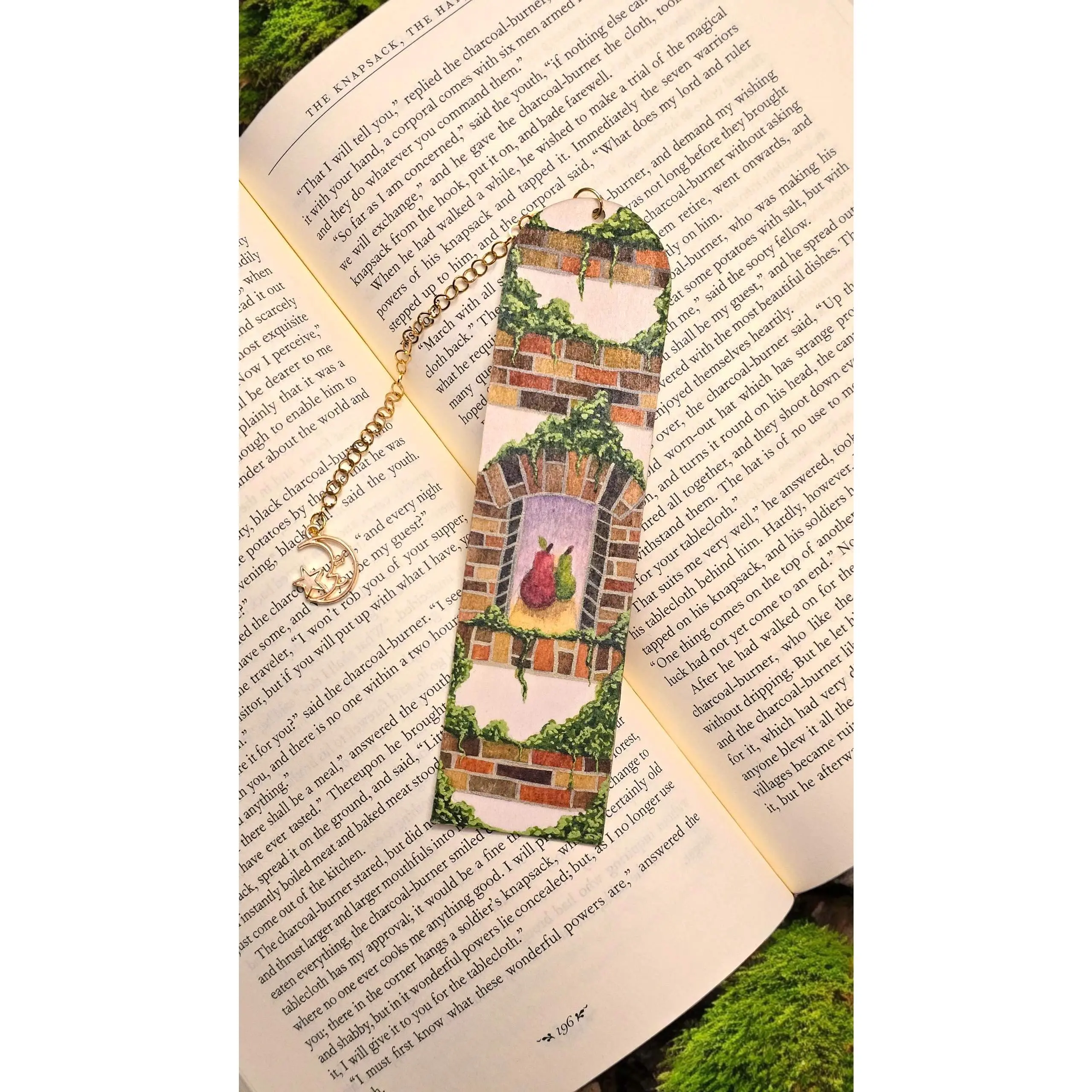 The Pair Hand-Painted Wood Bookmark with Watercolor & Gouache Design Unique Charm for Readers Gift-Givers or Book Lovers