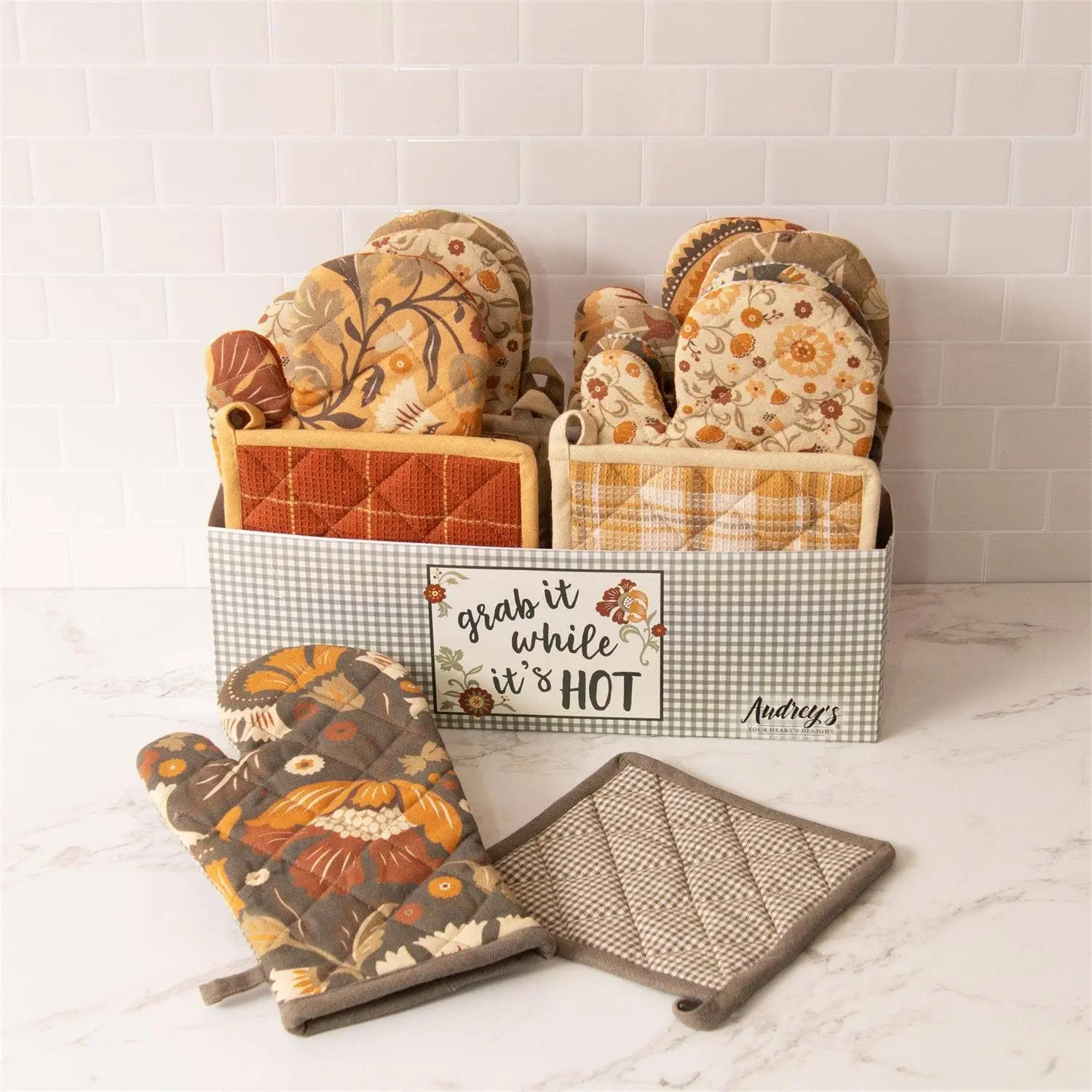Oven Mitts And Pot Holders- Floral