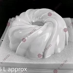 New spinner jello, gelatine mold, jello or pudding