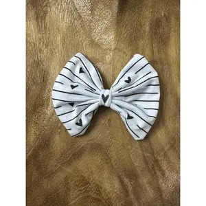 Little black heart clip on bow