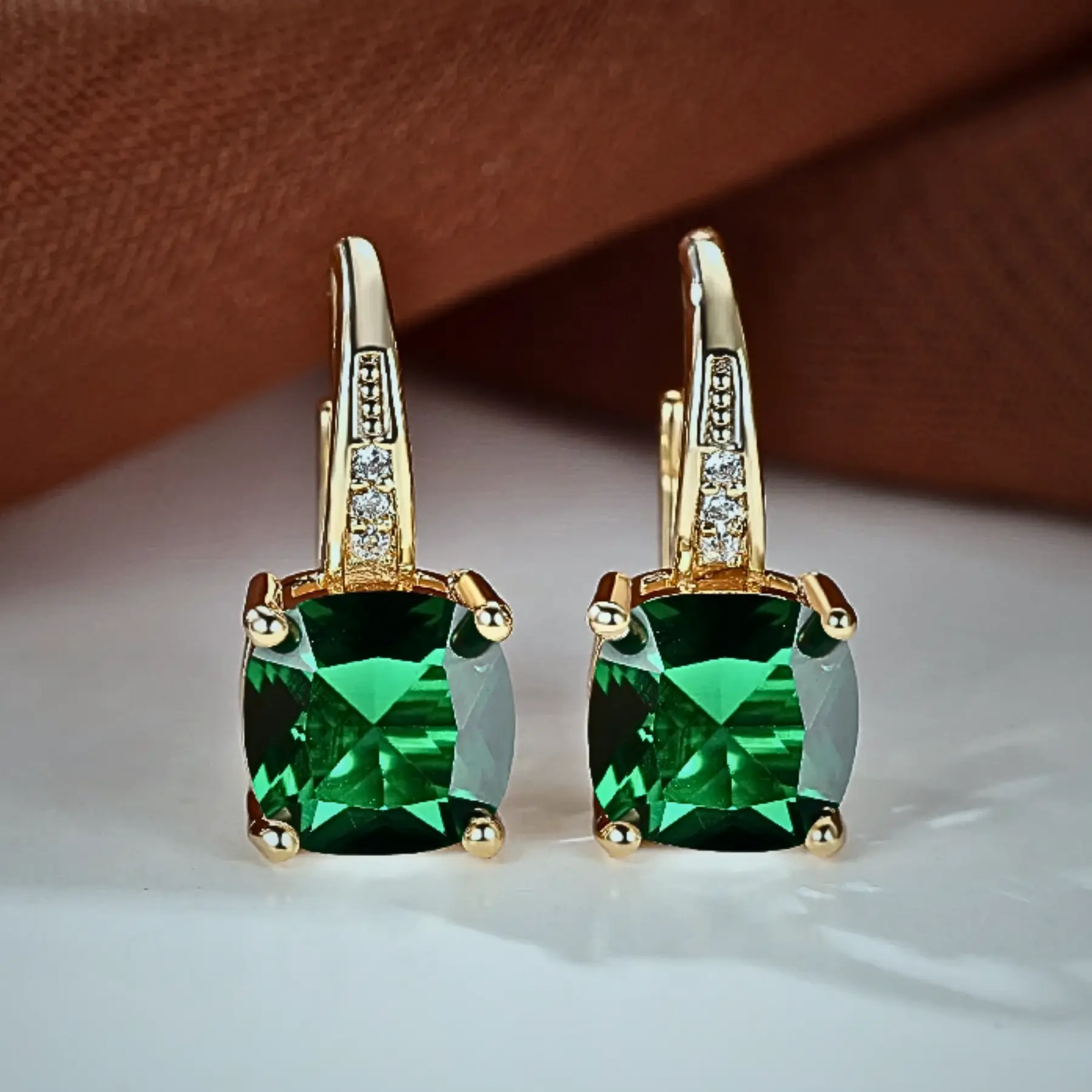 Women’s Geometric Square Stone Hoop Earrings, Sparkling Gemstone Decor Jewelry, Trendy Minimalist Earrings