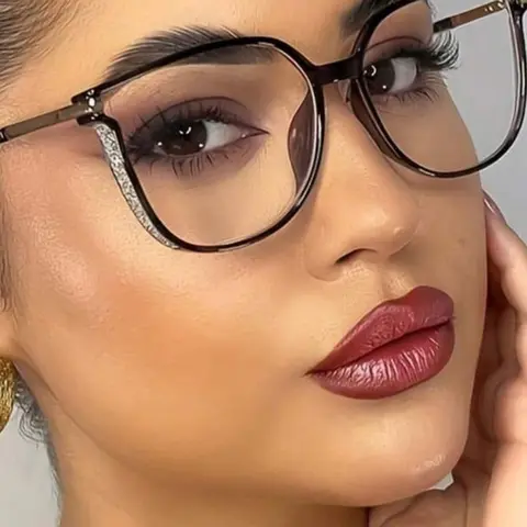 Large Square Frame Eyeglasses, Casual Eyeglasses, Fashion Glasses, Anti-blue Light Eyeglasses for Women & Men, Eyeglasses for Work, Daily Clothing Decor, Square Frame Eyewear, Trendy Casual Eyeglasses, Stylish Glasses, Square Frames Eyeglass