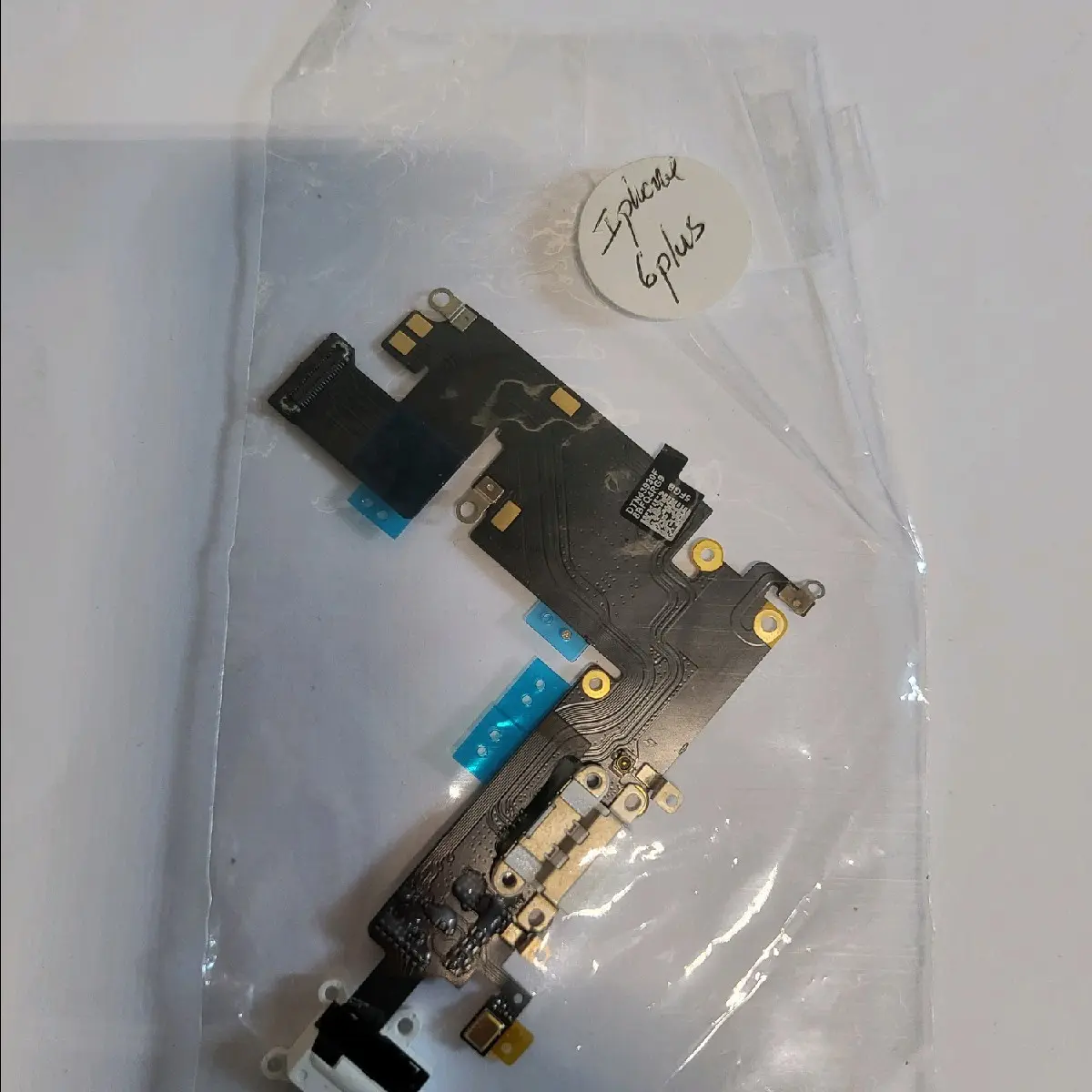 Charging Port Replacement for iPhone 6s Plus