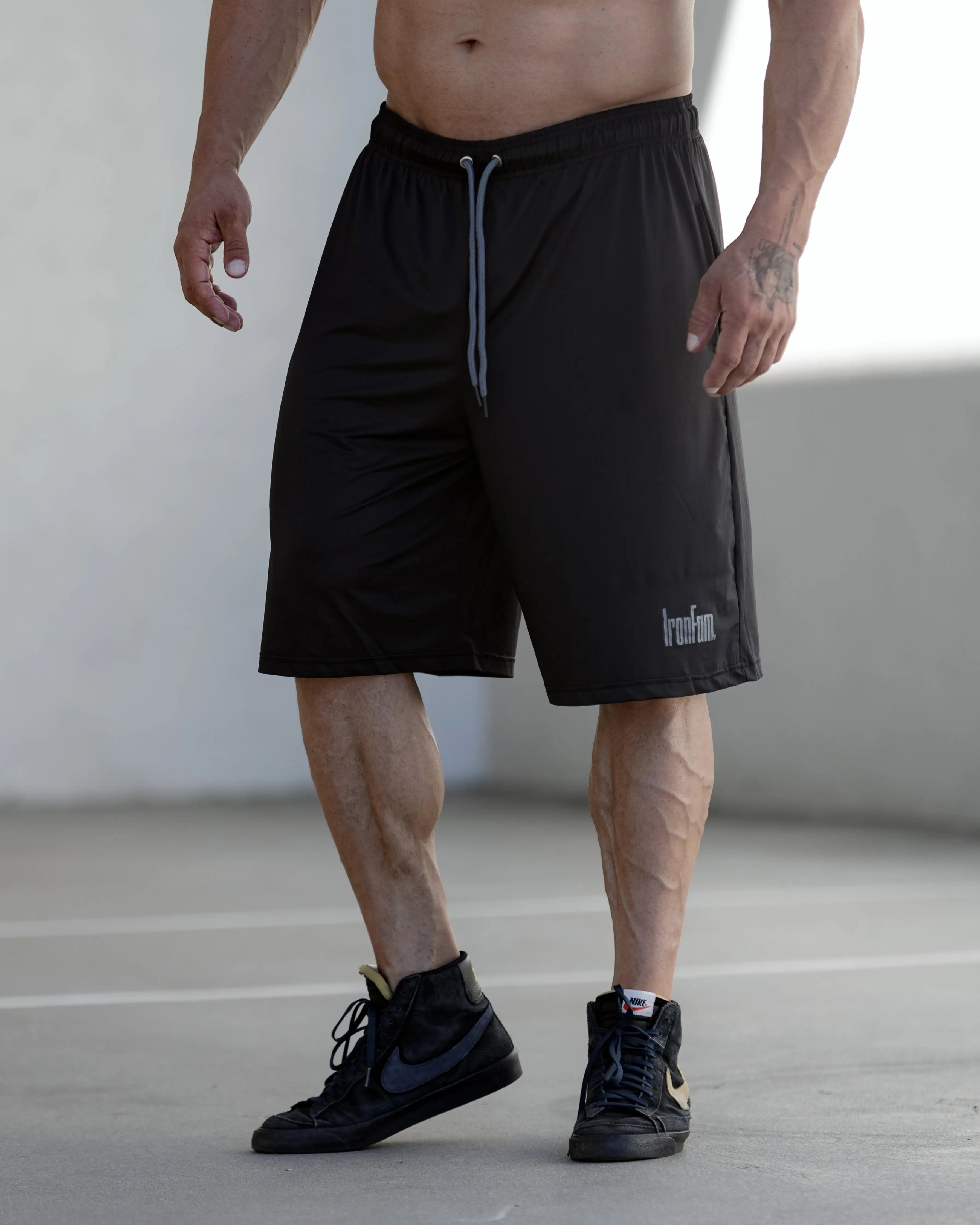 Stretch IRONFAM Training Shorts