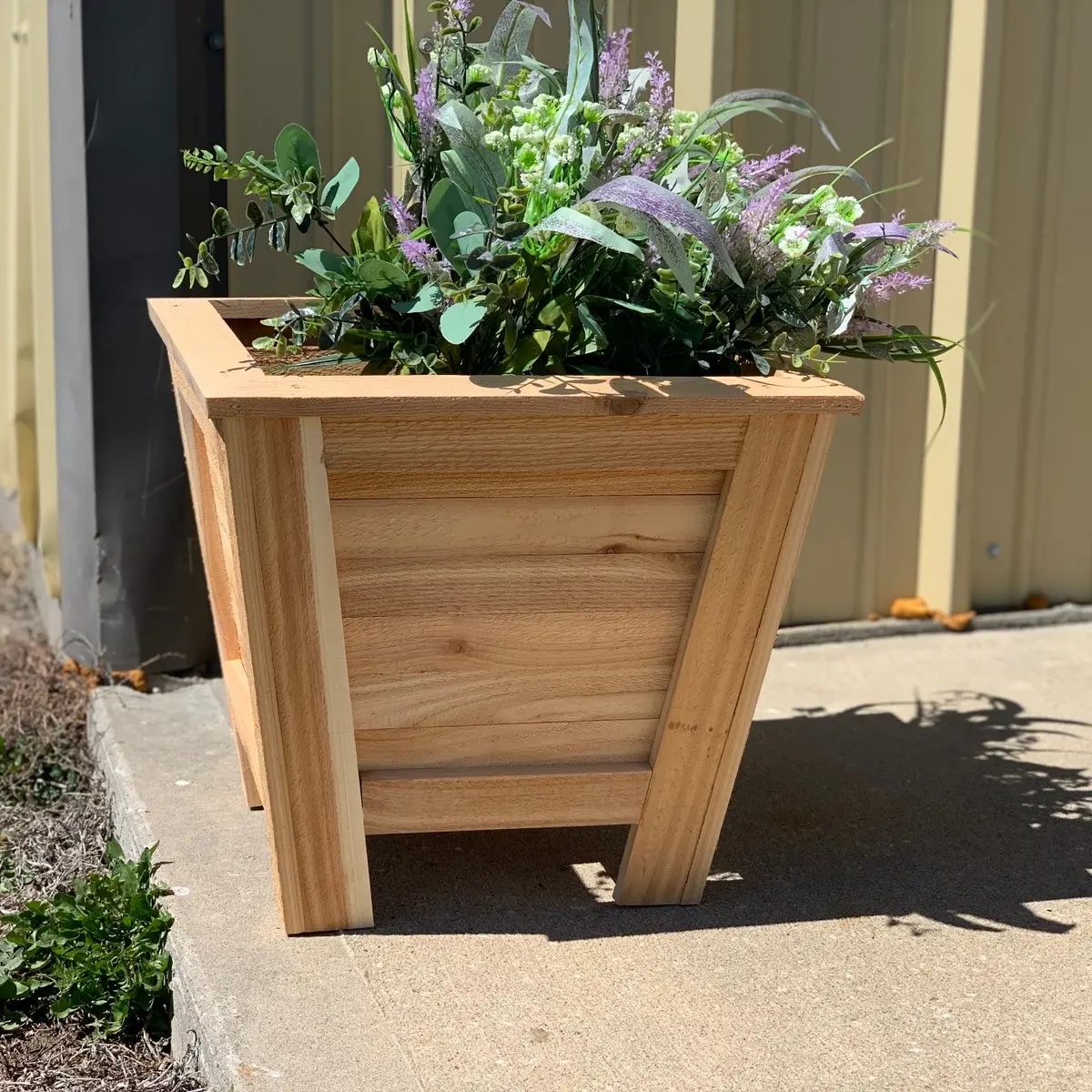 Planter box