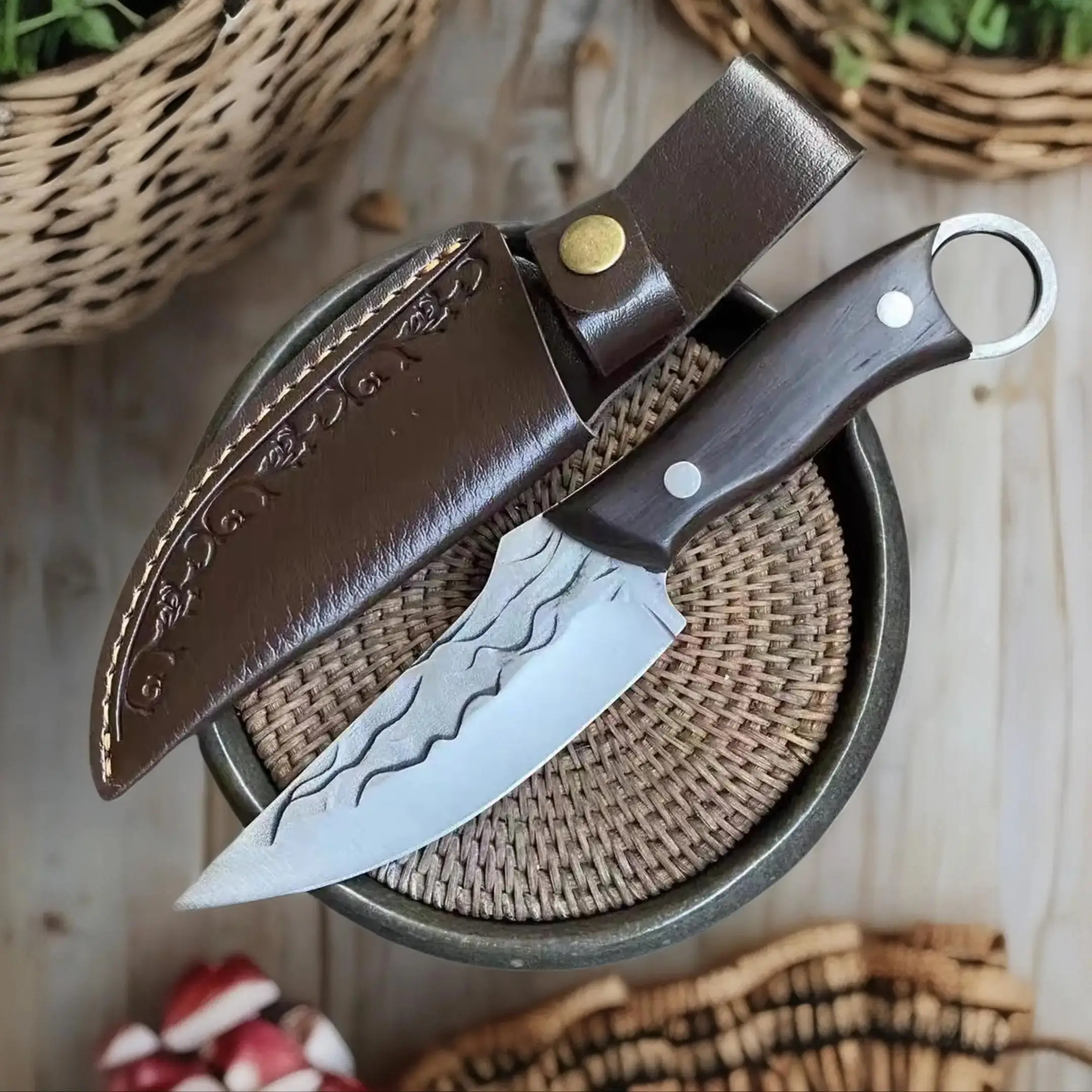 Portable Kitchen Knife, 1 Count Stainless Steel Knife with Leather Sheath, Kitchen Knife for Home Camping Barbecue, Kitchen Accessories, Kitchen Tool