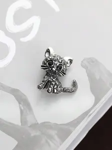 Vintage Rhinestone-Encrusted Openwork Cat Brooch, Cute Cartoon Animal Pin, Stylish Accessory for Everyday Wear & Gifts