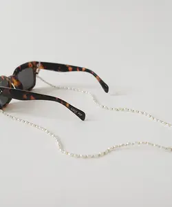 Mini Pearl Strap