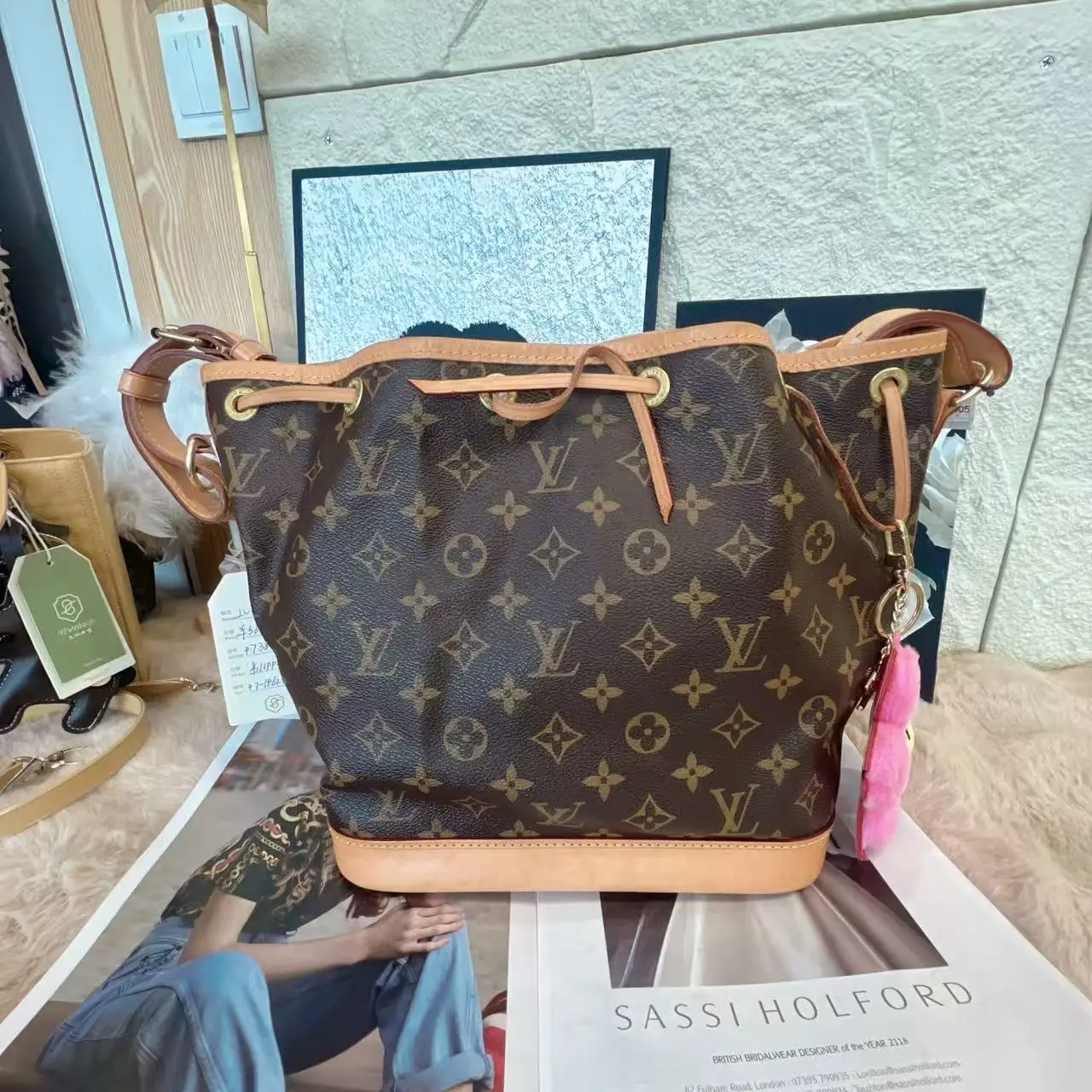 Pre-owned Louis Vuitton Monogram Noe MM Cross Body Bag
