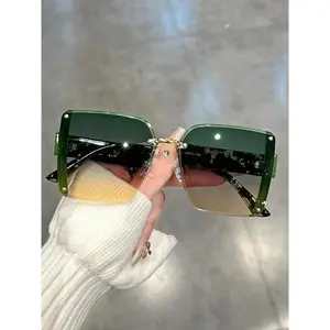 Unisex Elegant Square Frame Ombre Lens Sunglasses, Summer Casual Glasses Trends for Women, Modern Sunglass Reflection for Everyday Outdoor Back To School