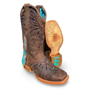 Nokota Horse Womens Vittoria 15 Bay Apache 15VIT31