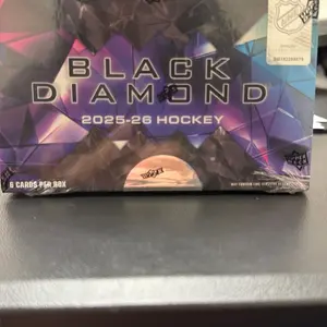 2025/26 Upper Deck Black Diamond Hockey Hobby Box