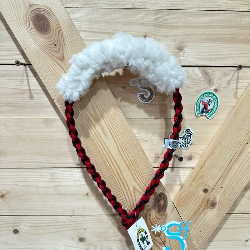 Bosal Charro con Borrega Rojo con Negro