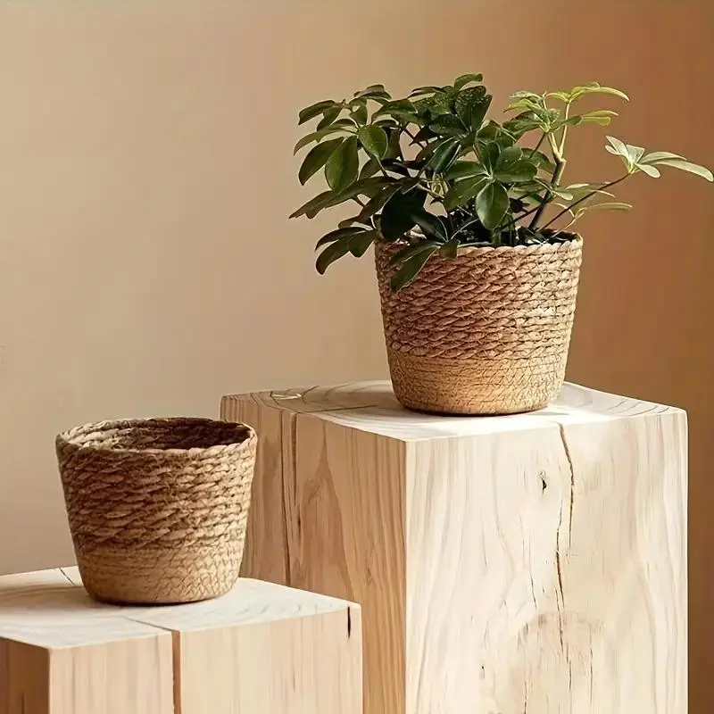 Handwoven Seagrass Planter Pot, Natural Grass Woven Plant Basket, Lightweight Indoor Home Decor, Casual Style Greenery Holder with Plaid Accessory, Plant Pots Indoor