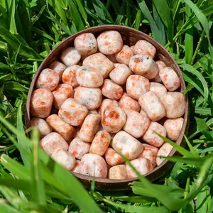 Down To Earth Sunstone Tumbled Healing Crystals for Energy Boost & Vitality - 0.75" Polished Pieces for Sacral Chakra & Solar Plexus - Fire & Air Elements - Leo & Libra Astrological Signs