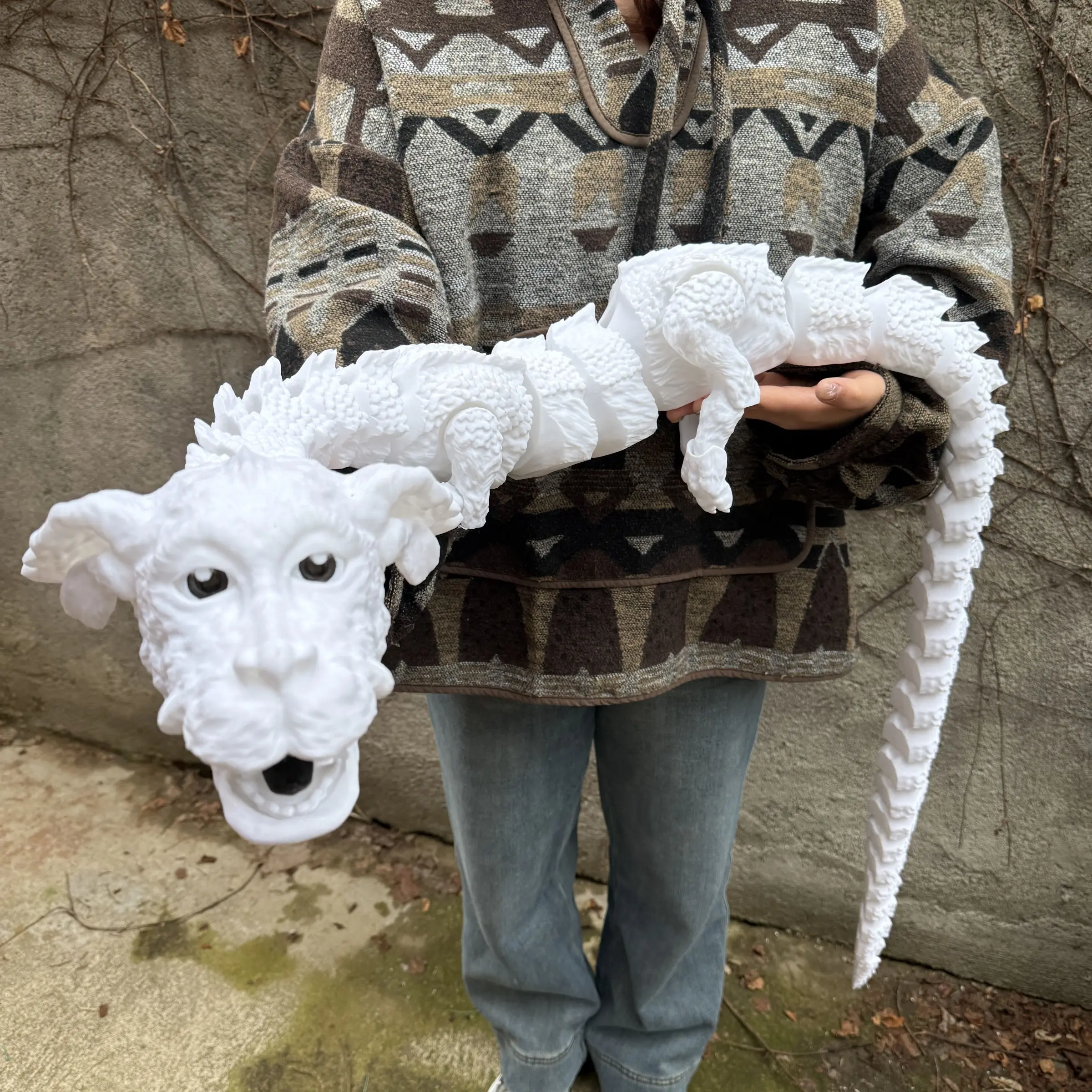 1pc 3D Printed Lucky Dog Dragon, Falkor the Luck Dragon Doll, Realistic Animal Model, Desk Decoration, Unique Gift, Holiday Present, Articulating Animal Figurines, Collectible Figure Decor, Articulated Animal Figurines, Animal Collectibles