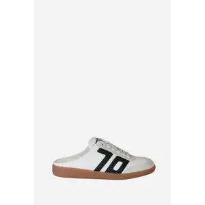 Back 70 Streetwear Easter Sneakers White Black