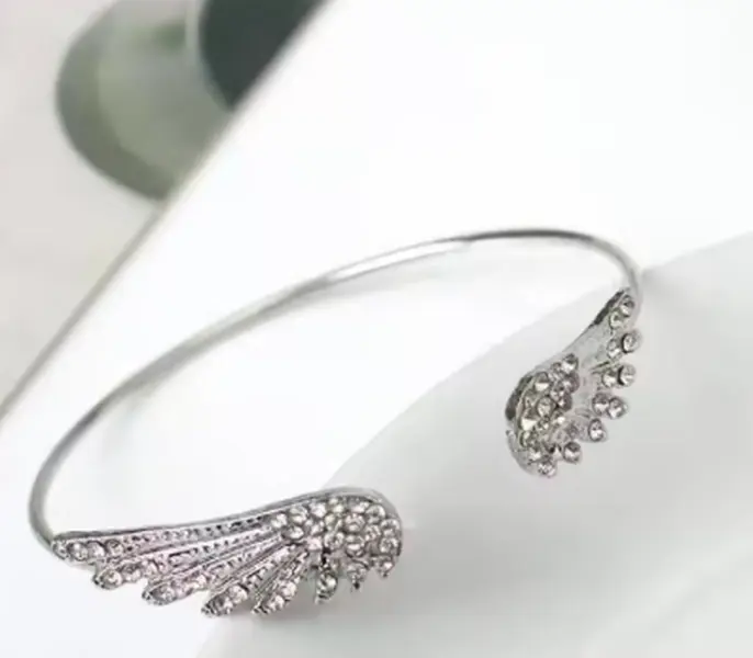 Wholesale Angel Wings Bracelet Adjustable Women Silver Cuff Feather Jewelry Gift Open Bracelet Silver Crystal Pulseira Feminina