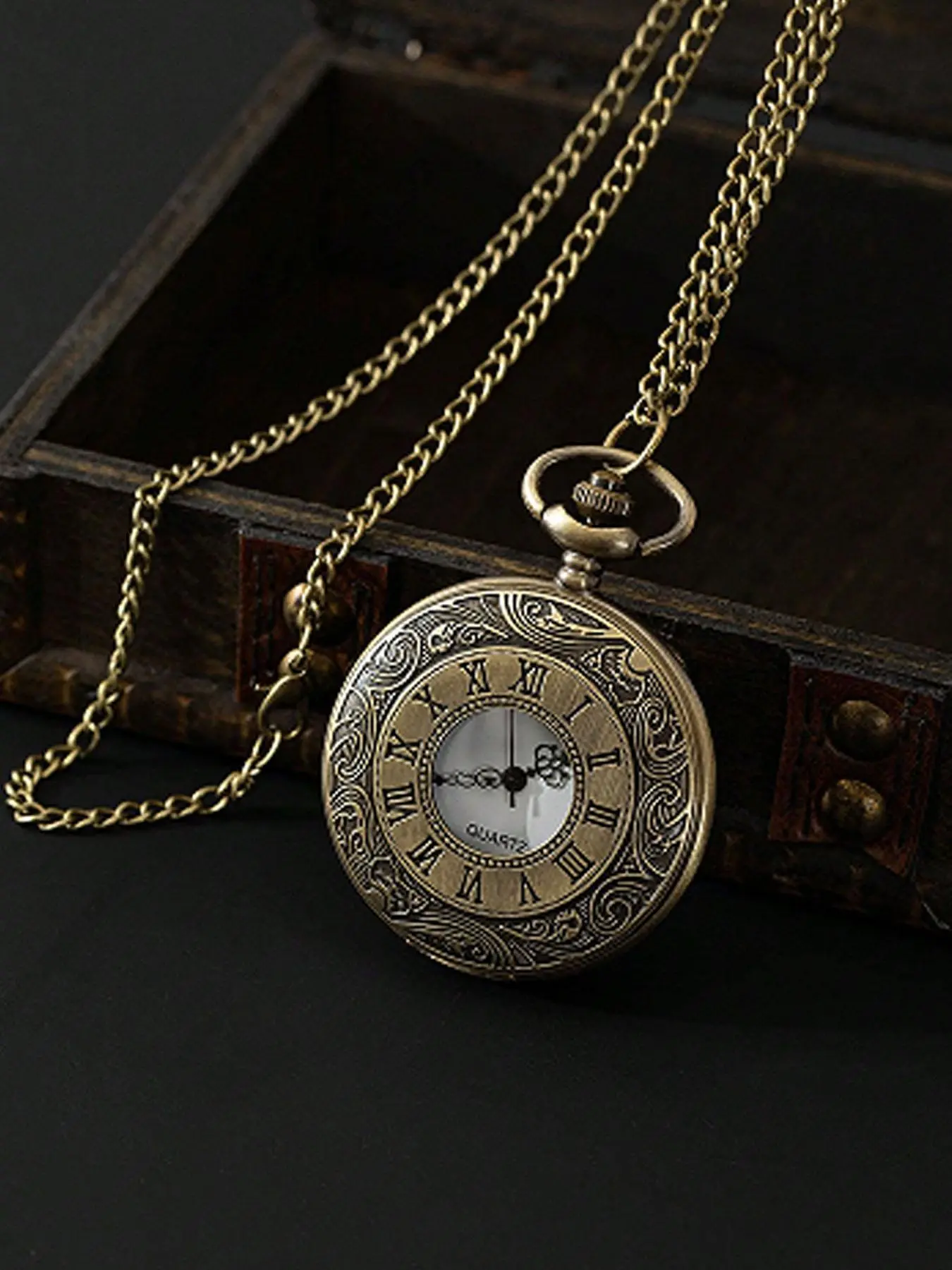 Vintage Pocket Watch, Unisex Retro Quartz Watch, Fashionable Elegant Round Dial Analog Watch for Party, Daily Clothing Decor, Trendy All-match & Exquisite Watch for Birthday Gift, Stylish Watch