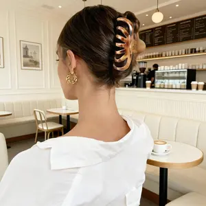 BIGWIG Women's 4.3-Inch Tortoise Shell Plastic Hair Claws, Large Non-Slip Octopus Jaw Clamps with Strong Grip, Casual Accessory for Medium/Thick/Heavy Locks