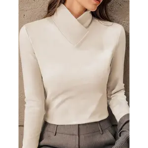 Warm High-Neck Women'S Long-Sleeve Shirt Similar to a Pullover Top.
