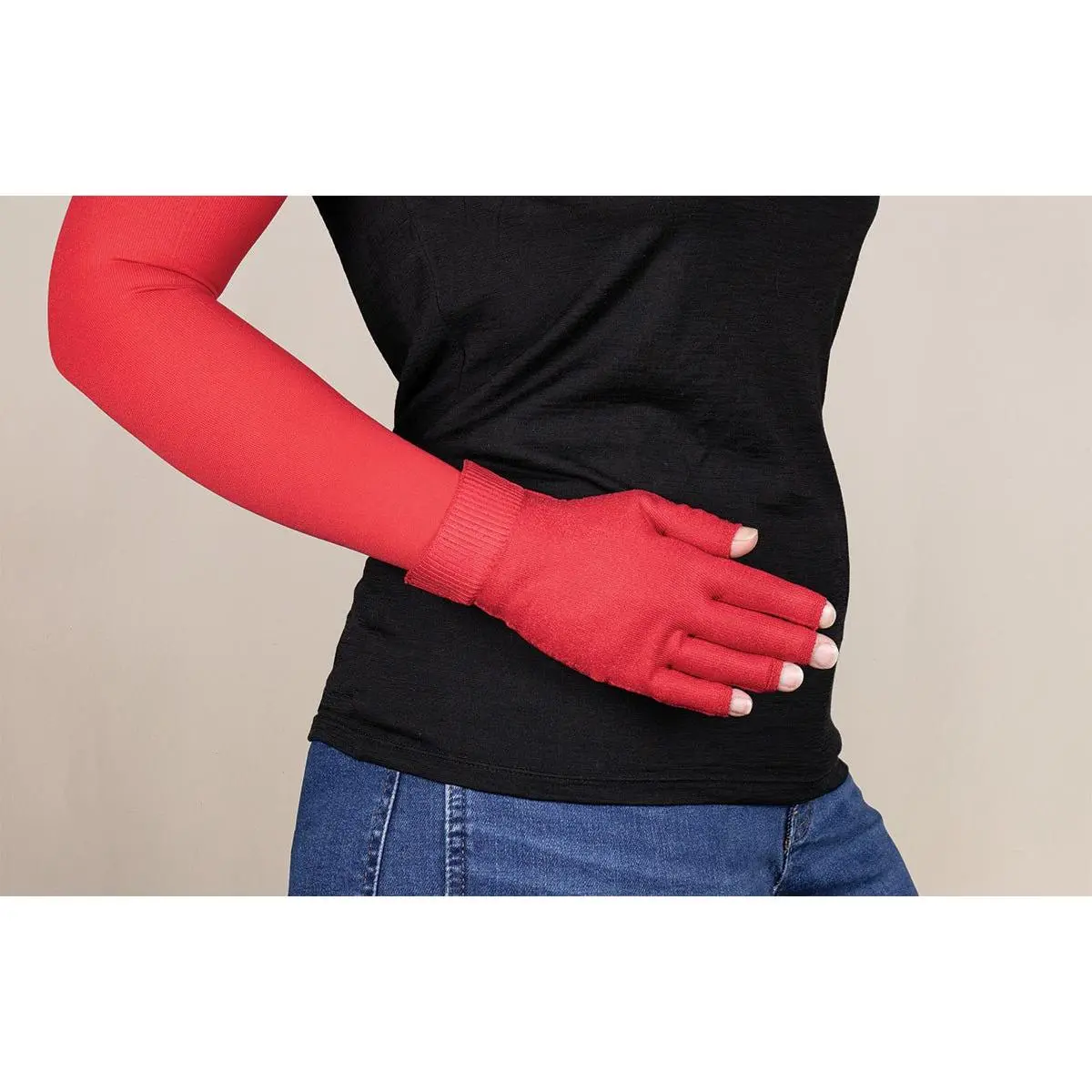 Red Gradient Compression Glove