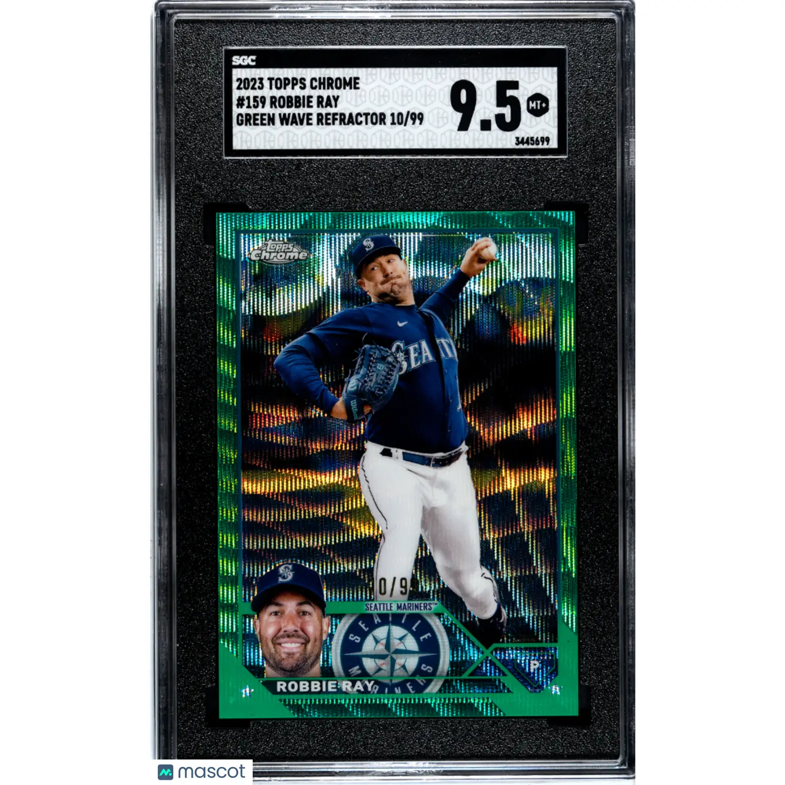 Robbie Ray SGC 2023 Topps Chrome #159 Green Wave Refractor 10/99 Baseball 9.5