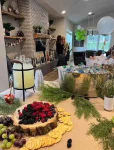 Wood Slices - Unfinished Wood Round & Slices, Available in Cedar, Walnut, Black Locust, Redwood, Elm, Oak, Maple