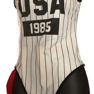 SHEIN PETITE Solid Color Spaghetti Strap Bodysuit