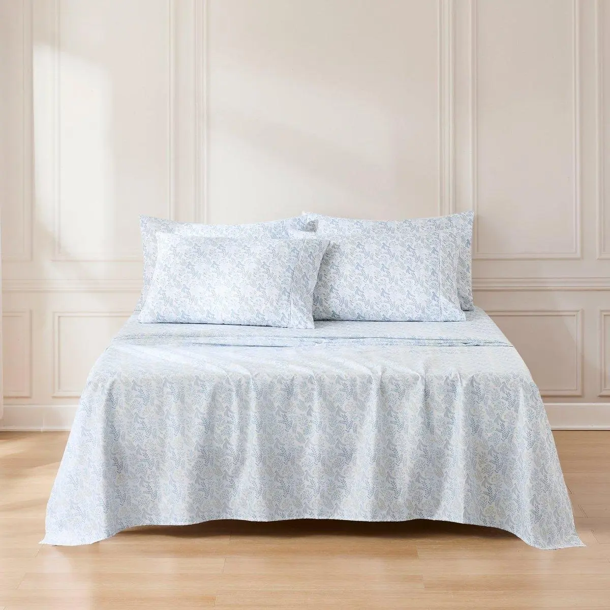 Lush Decor Botanical Leaf and Floral Sheet Set - Soft Microfiber, Nature Inspired Print, Gender Neutral, OEKO-TEX Certified, Machine Washable, 4 or 6-Piece Set