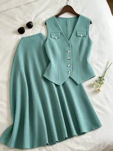 Two-piece women's fashion Chic minimalist waist-concealing vest set: waist-concealing sleeveless top + high-waist A-line skirt. Suitable for summer, business meetings, client meetings, dates, anniversaries, and home wear.