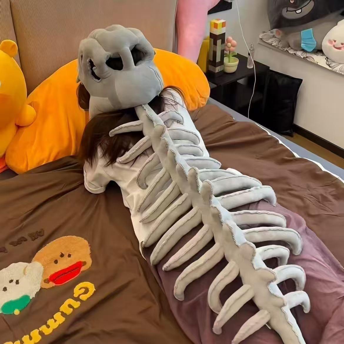 Gift Jurassic Park Dinosaur Skeleton Headpiece Fun Role Play Plush Toy Creative Prank Gift for Kids Family and Friends Plush Material Perfect for Role Playing and Pranks