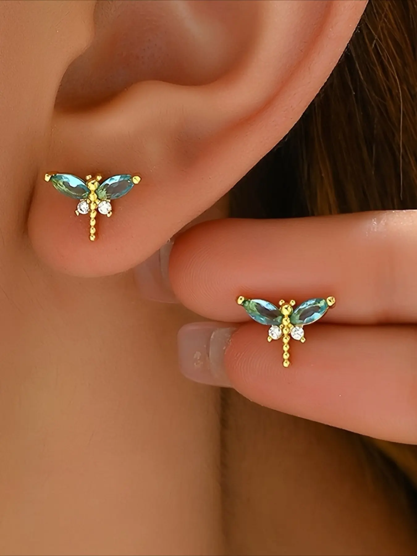 1 Pair of Women's Dragonfly Zircon Earrings with Fashionable and Simple Design, Insect Delicate, Mini Personality, Daily Versatile Earrings, Zircon Stud Earrings, Dainty Earrings, Earrings Jewelry