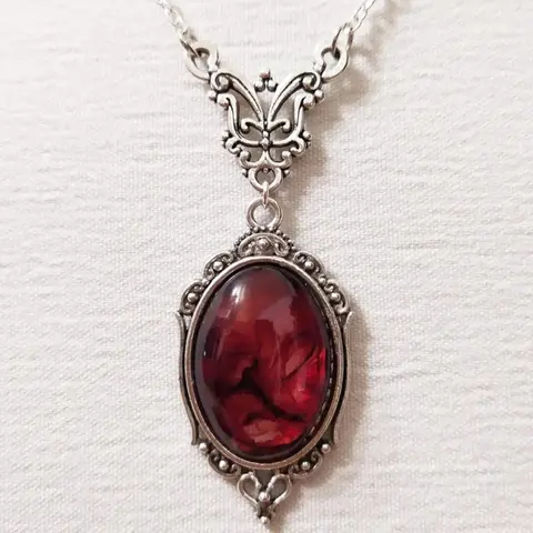 Gothic Witch Blood Drop Oval Pendant Alloy Necklace, Unisex Retro Party Creative Jewelry, Unique Fashion Accessory for Men and Women, Fashionable Jewelry Accessories