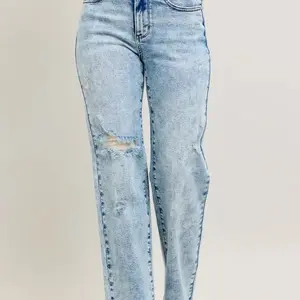 Judy Blue Mineral Wash High Waisted Distressed 90’s Straight Jeans