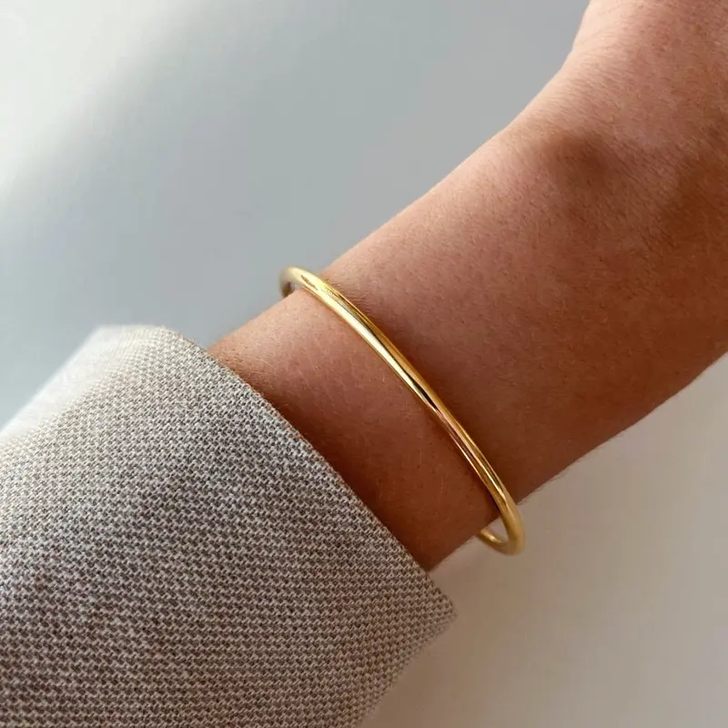 Women's 316L Stainless Steel Golden Cuff Bangle - Waterproof, Hypoallergenic, Elegant Minimalist, Non-Tarnish, Stylish Stack Bangles, Tarnish-Proof Jewelry, Accessories for Women, Modern Daily Wear Jewelry