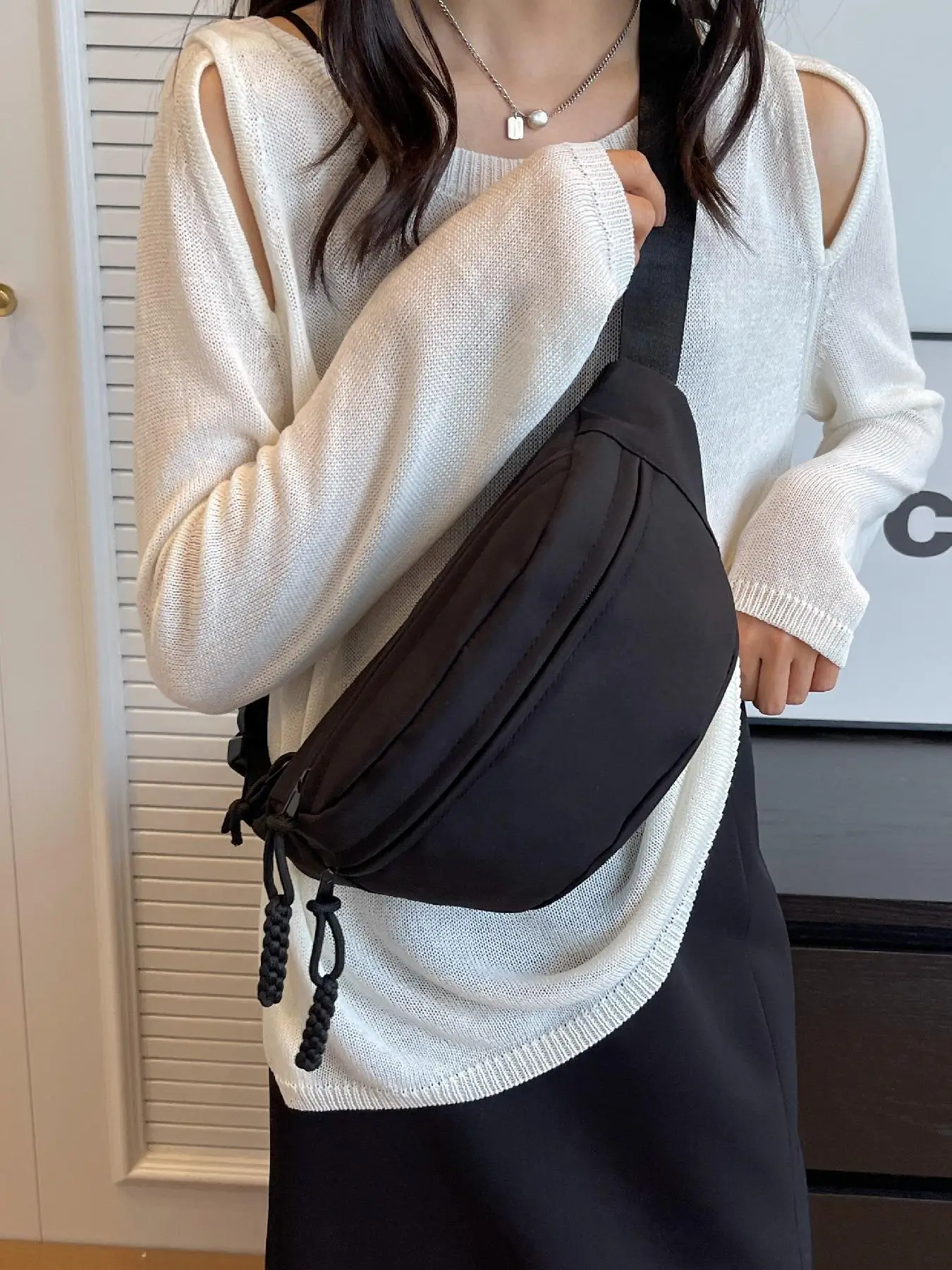 Women's Minimalist Casual Plain Braid Zip Design Fanny Pack with Adjustable Strap For Work & Daily Used