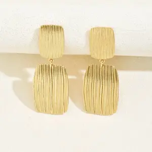 Ladies' Fashion Earrings with Classic Style, Minimalist Design, Leverback Closures – Wedding Set for Formal Occasions