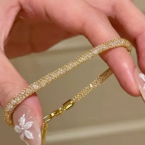Elegant Zircon Wrap Grid Exquisite Bracelet for Women, French Vintage Style, Perfect for Parties and Daily Wear, Fashionable Jewelry Gift