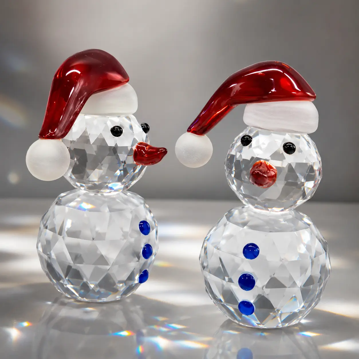 Mini Glass Snowman Figurine - Christmas Table Home Decor Statue, Glass Couple Figurine, Miniature Figure, Decorative Accessory, Crystal Art Piece, Ideal Home Supplies Gift, Couple Figurine Miniatures