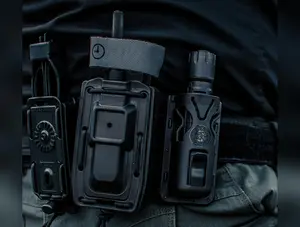 8VP63 - FLASHLIGHT CARRIER