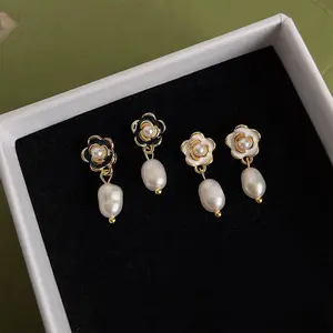 Sliver Freshwater Pearl Earrings Handmade Design With Retro Court Earrings For Women